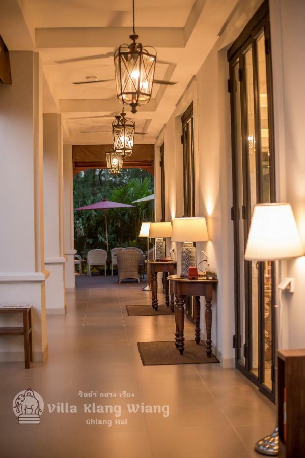 Villa Klang Wiang Chiang Mai Exteriör bild