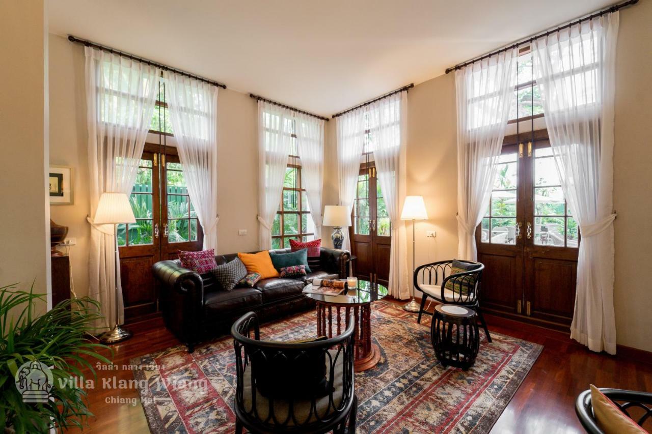 Villa Klang Wiang Chiang Mai Exteriör bild