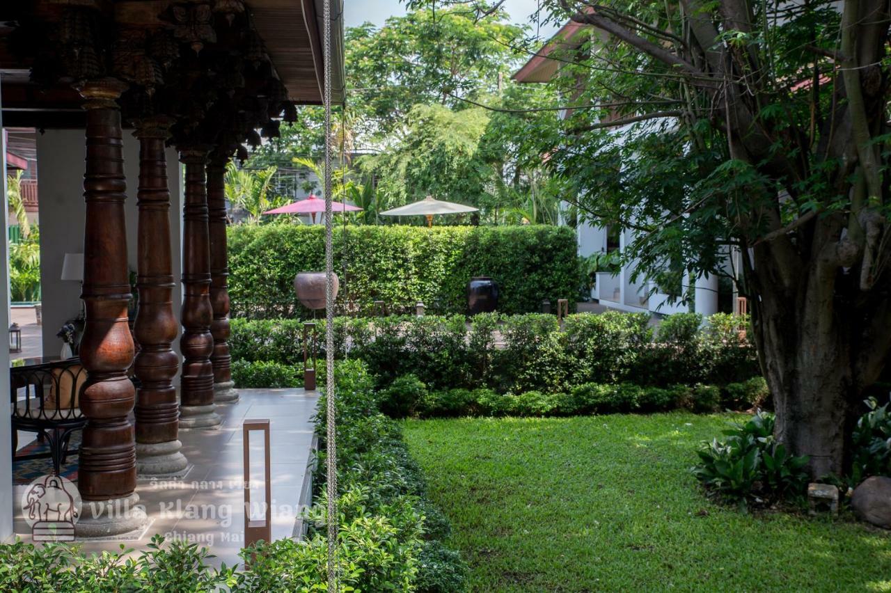Villa Klang Wiang Chiang Mai Exteriör bild